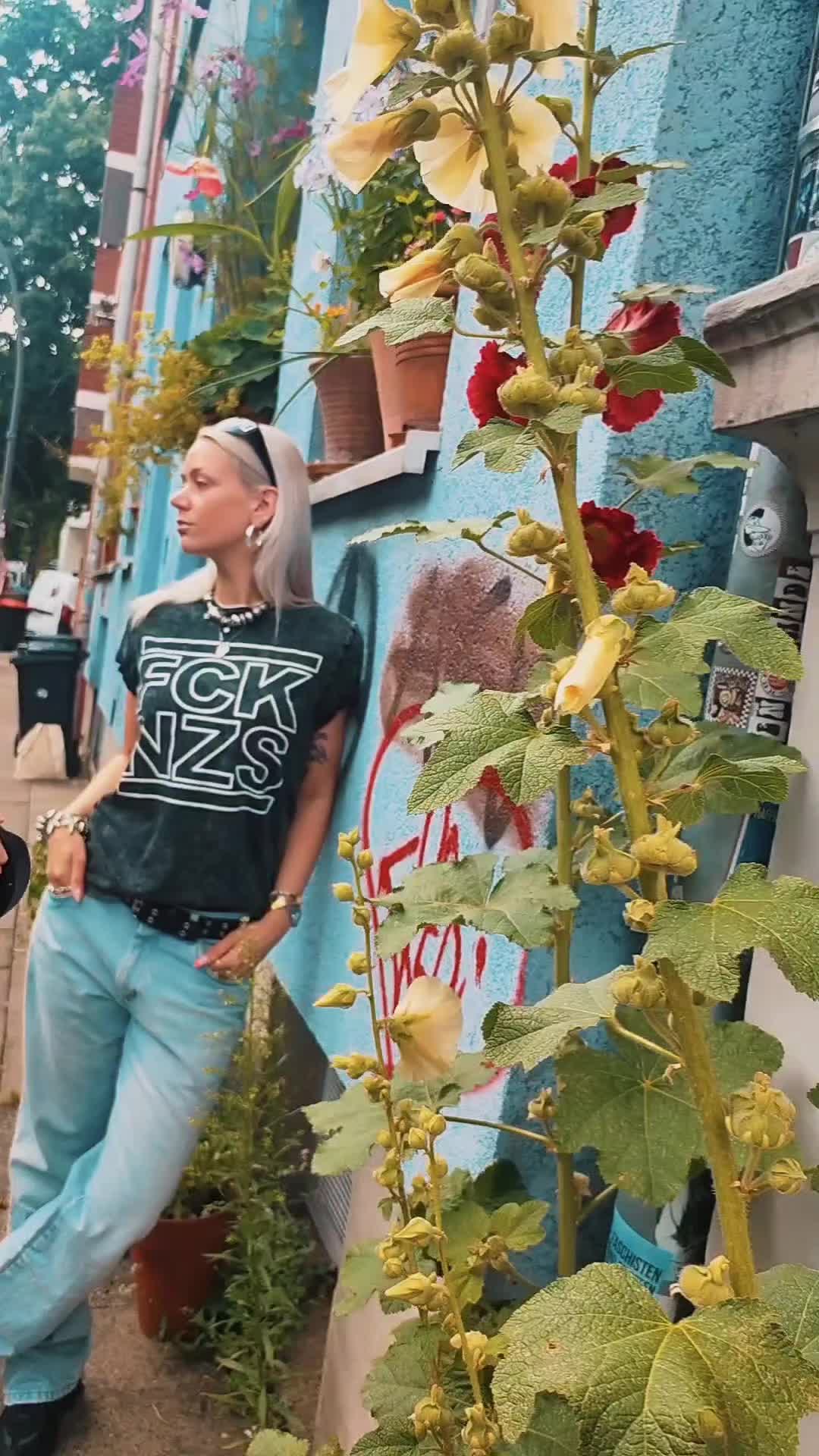 @truerebel.de
