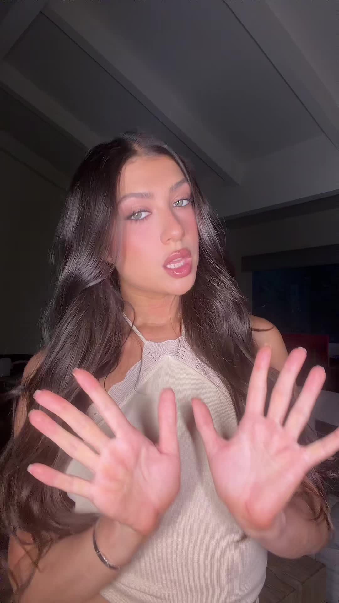 @LEAH KATE