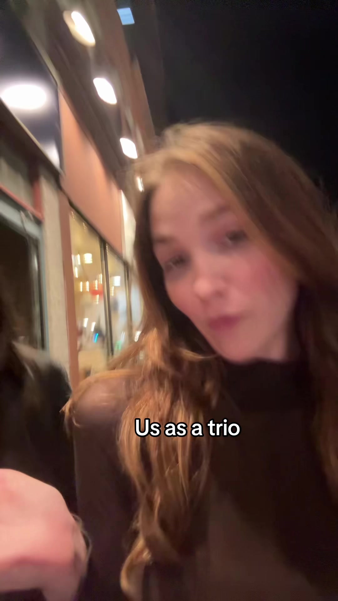 @☆::.