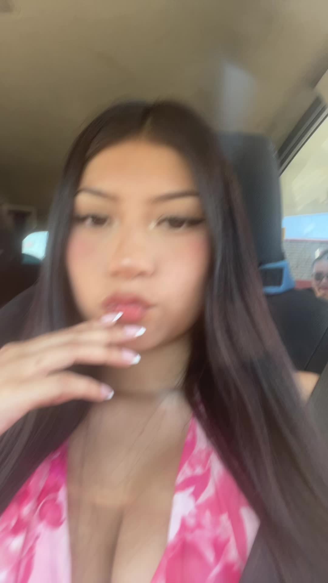 @leah