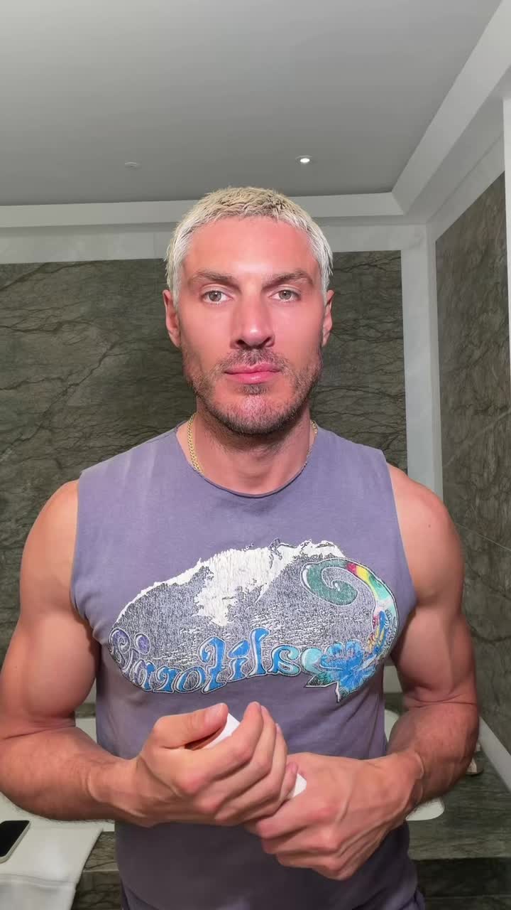@Chrisappleton1