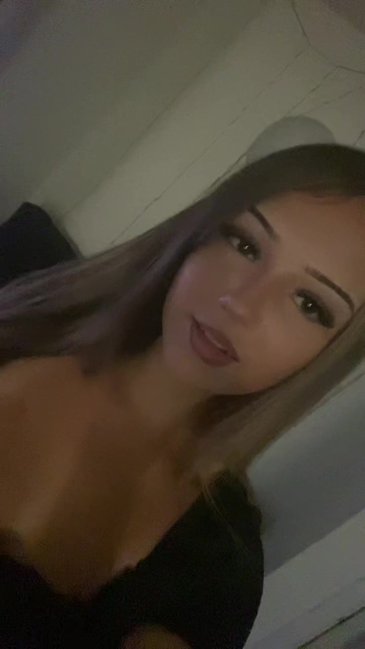 @👤