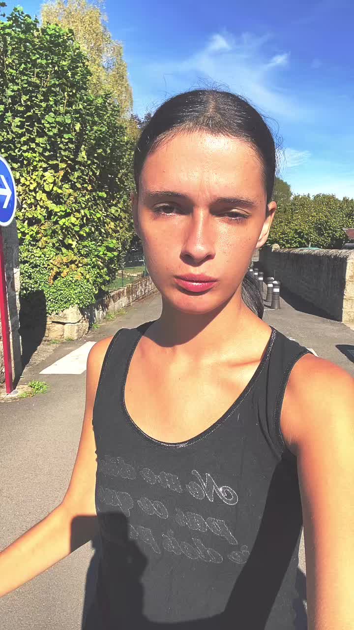 @Miss été 🫧🌸🌴