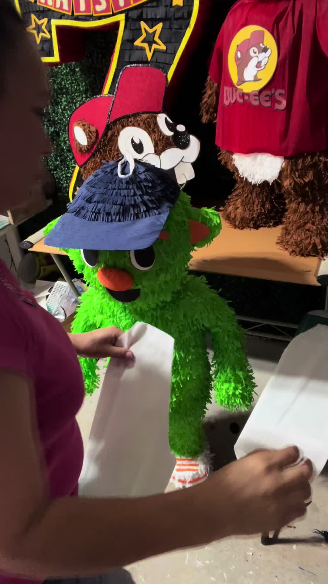 @Piñatas Isabella’s