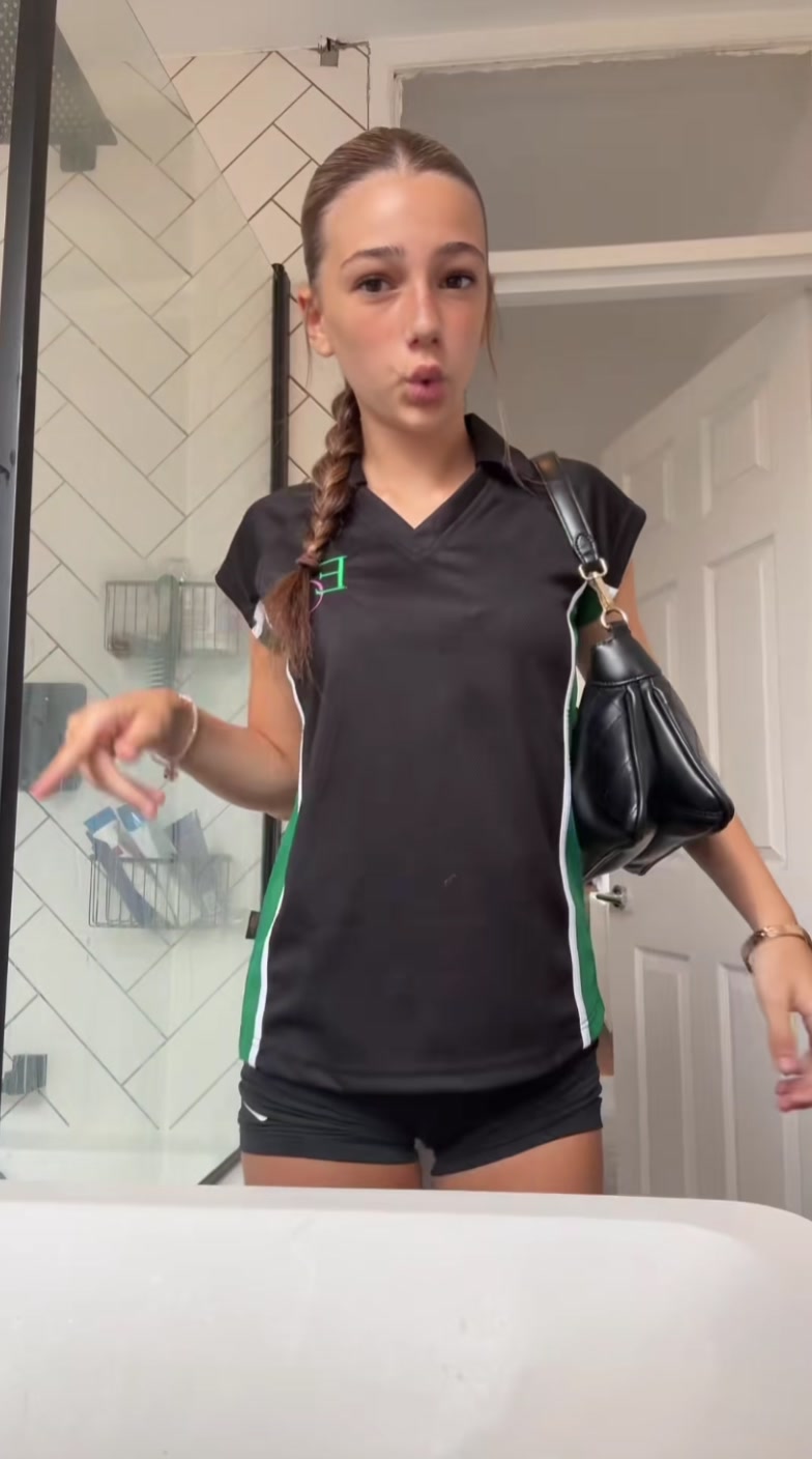 @Badbee444