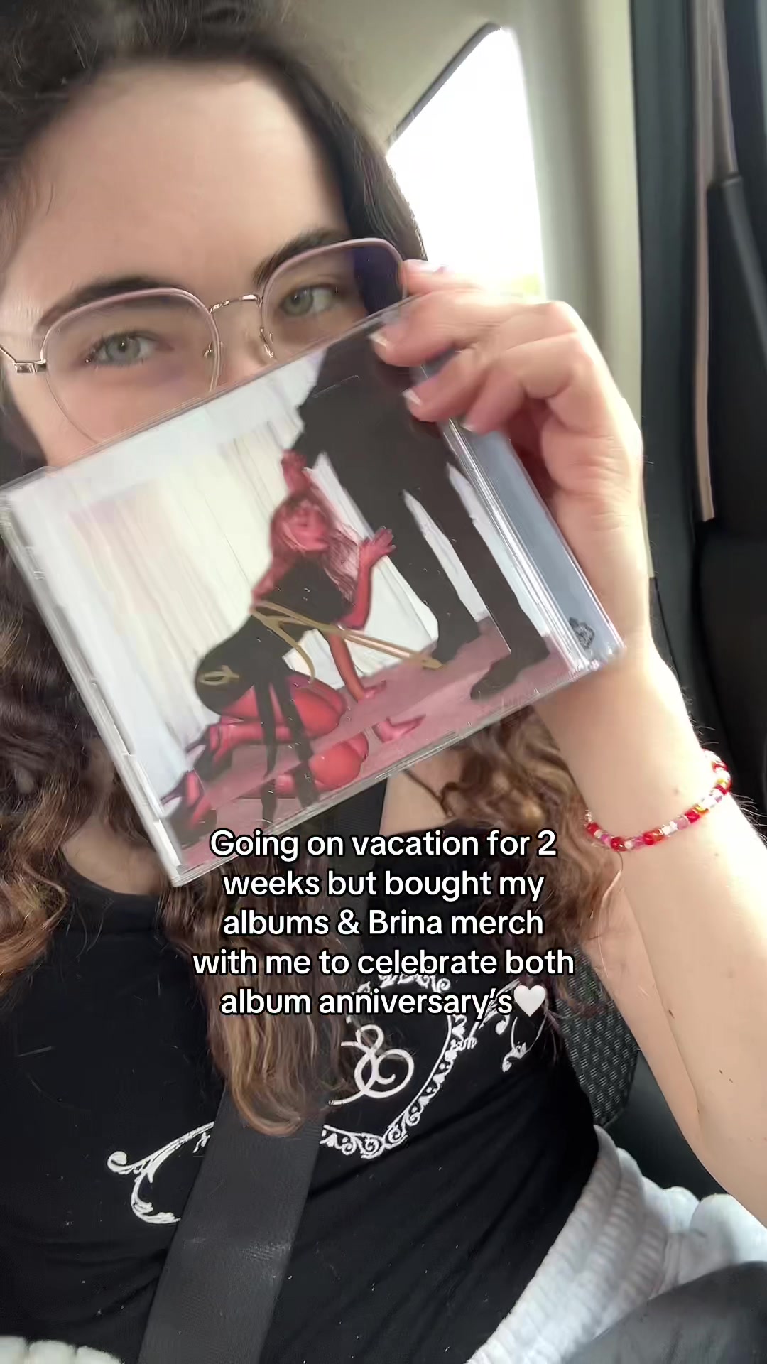 @Kirsten🐾 (FANACCOUNT)