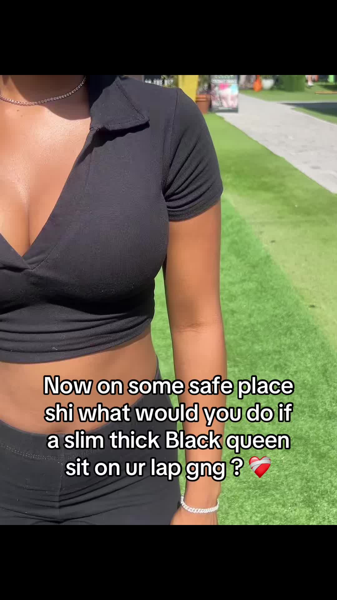 @HOODIE44