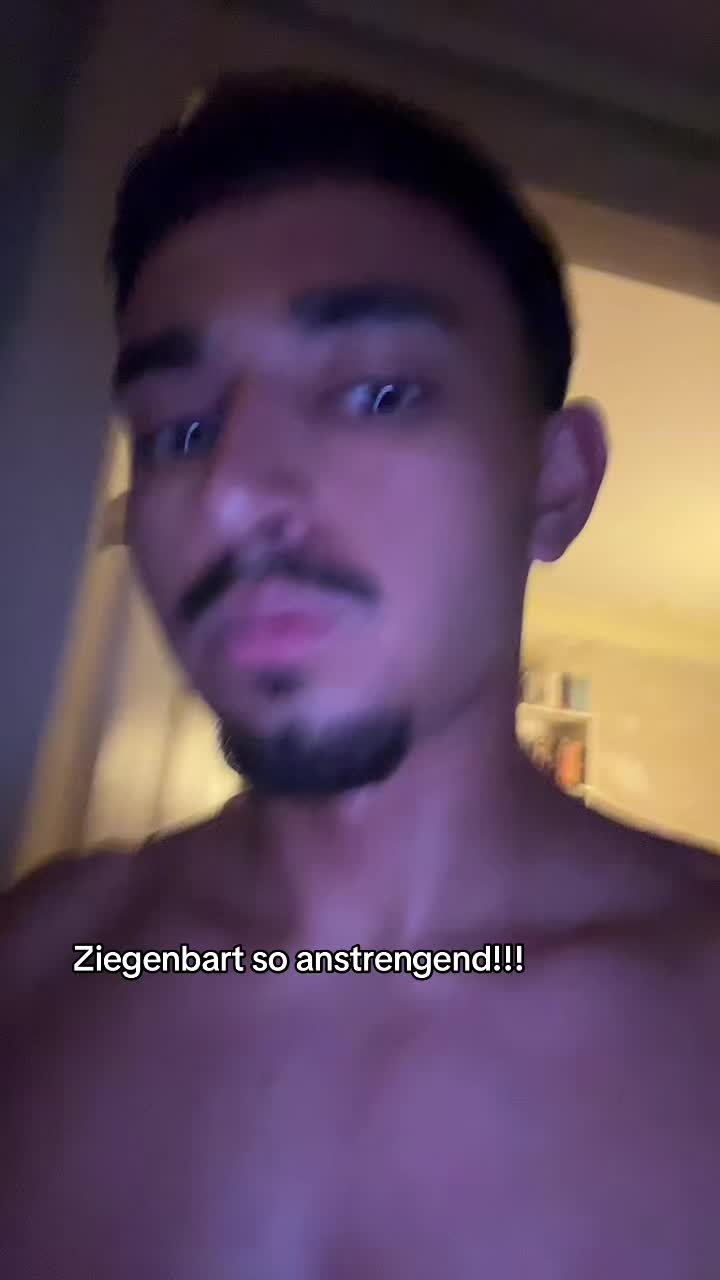 @E L I A S
