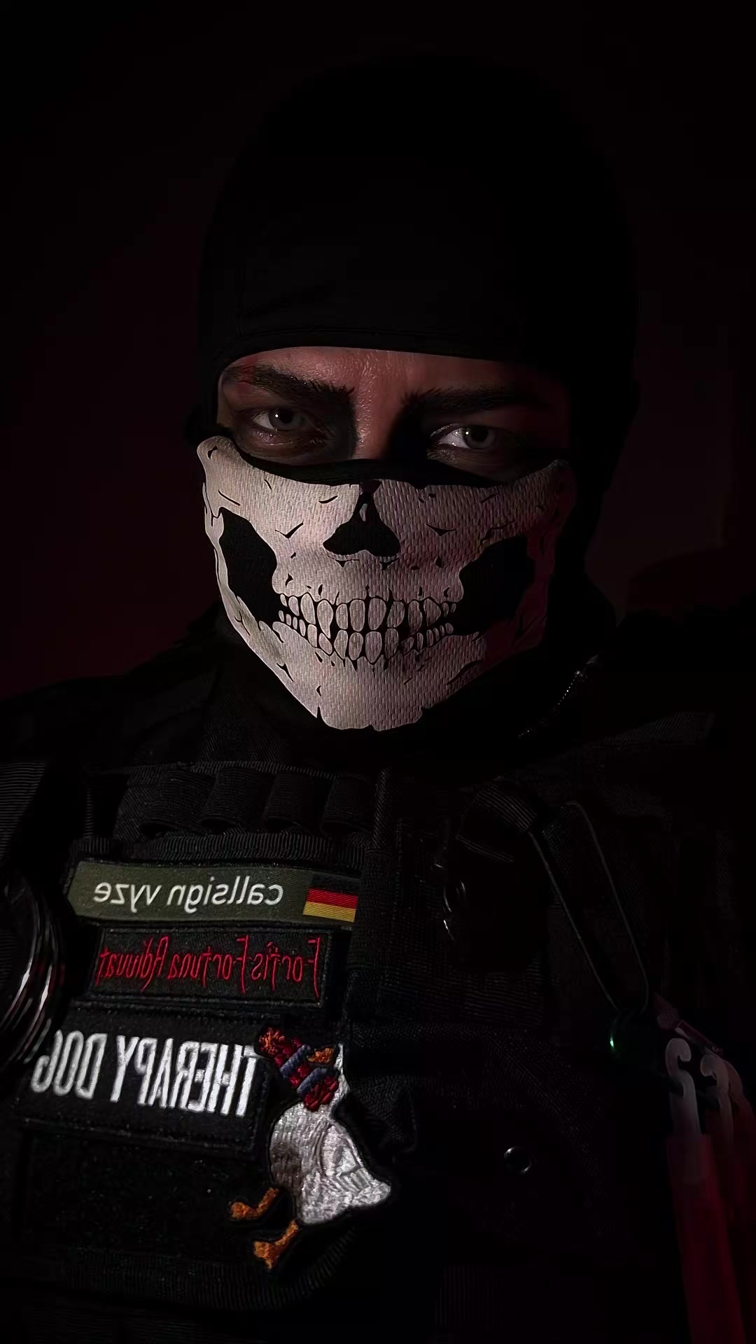 @𝐯𝐲𝐳𝐞