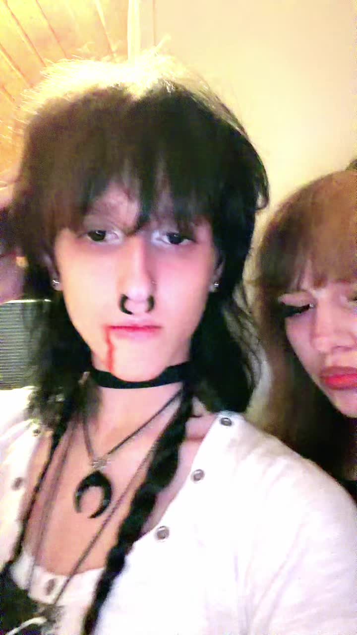 @bl00dyrips