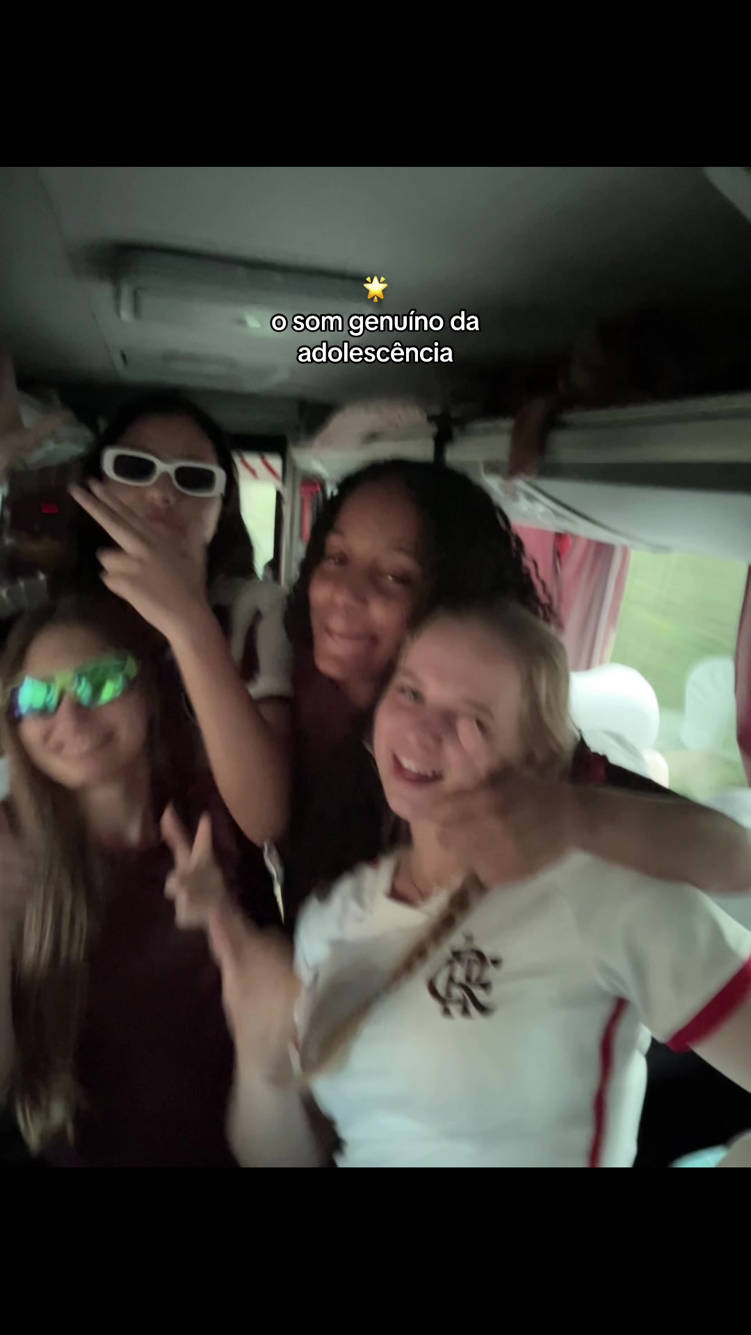 @Thais
