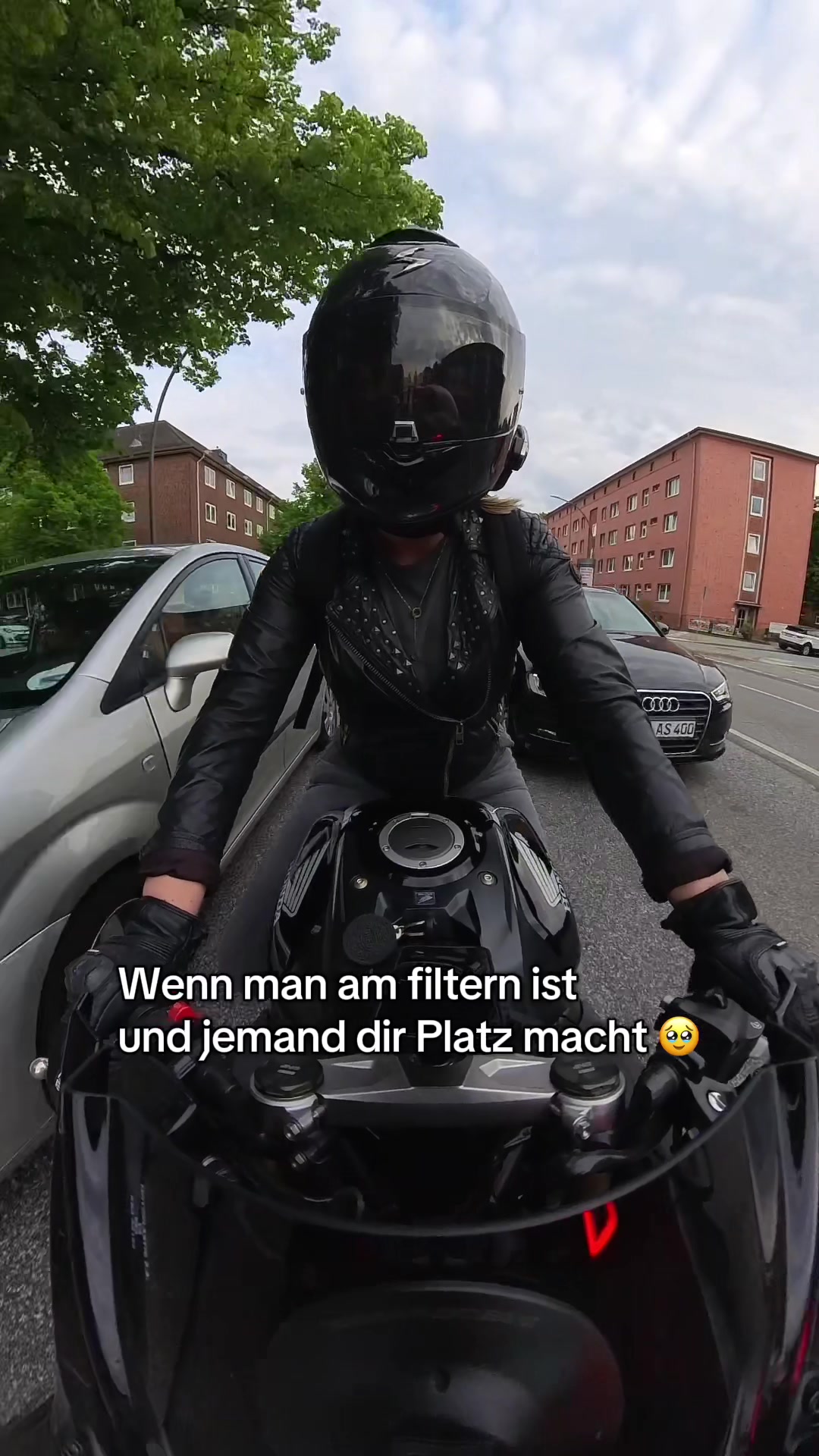 @Alina 🖤🪽