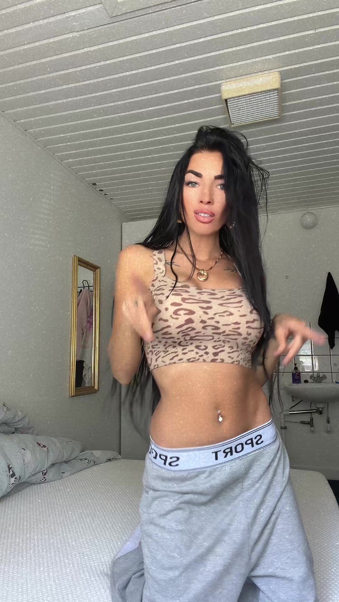 @szalonaalex3