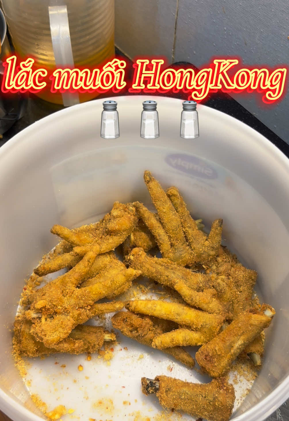@Ch&acirc;n g&agrave; chi&ecirc;n gi&ograve;n - TULY