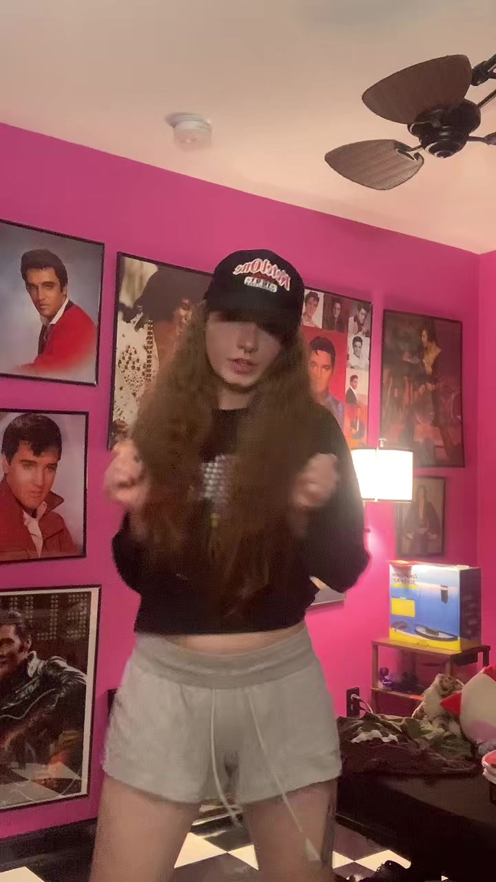 @Twink