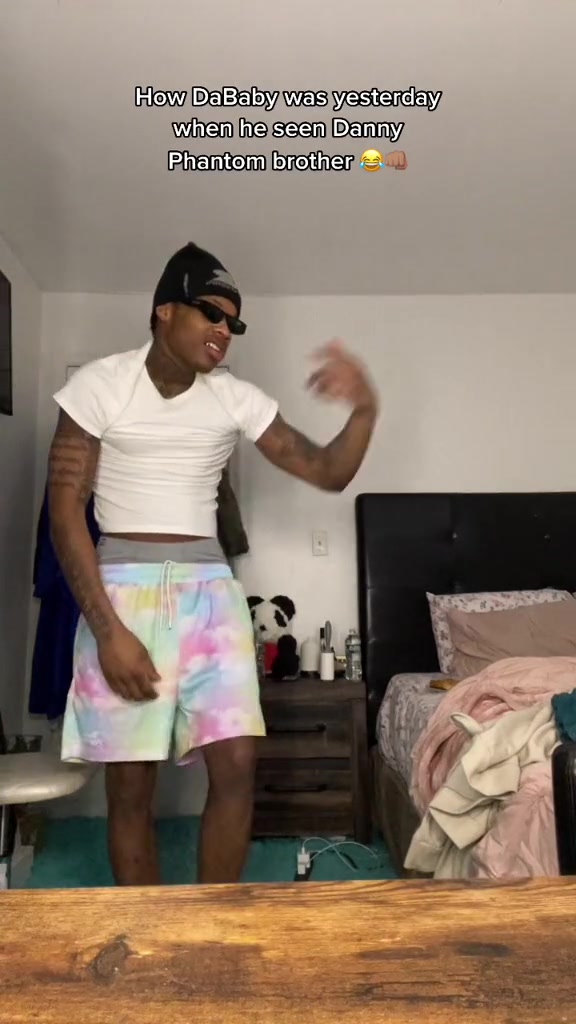 @Mennnndi