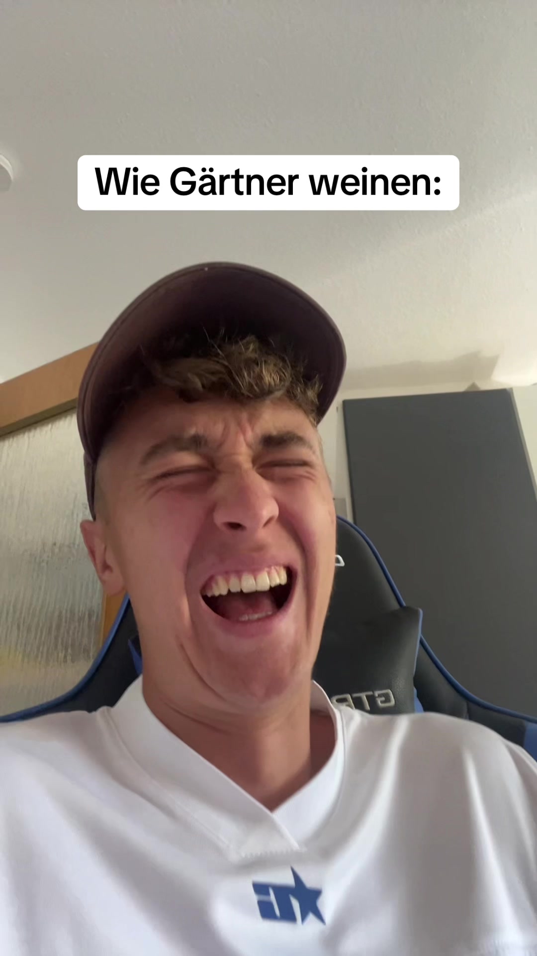 @Töm
