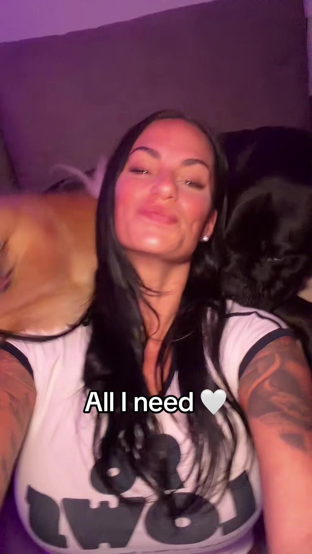 @jessie_croft 🖤