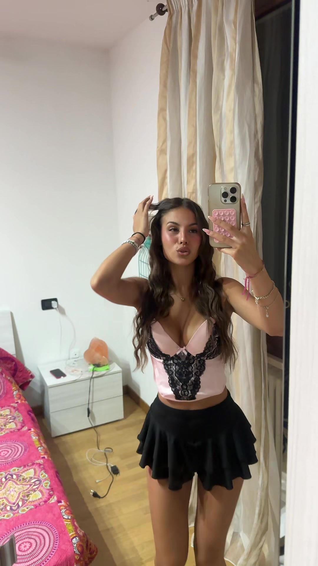 @siriaa