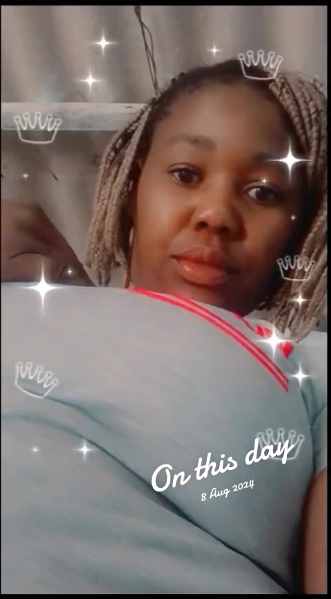 @🇦🇴queen adora🇳🇦