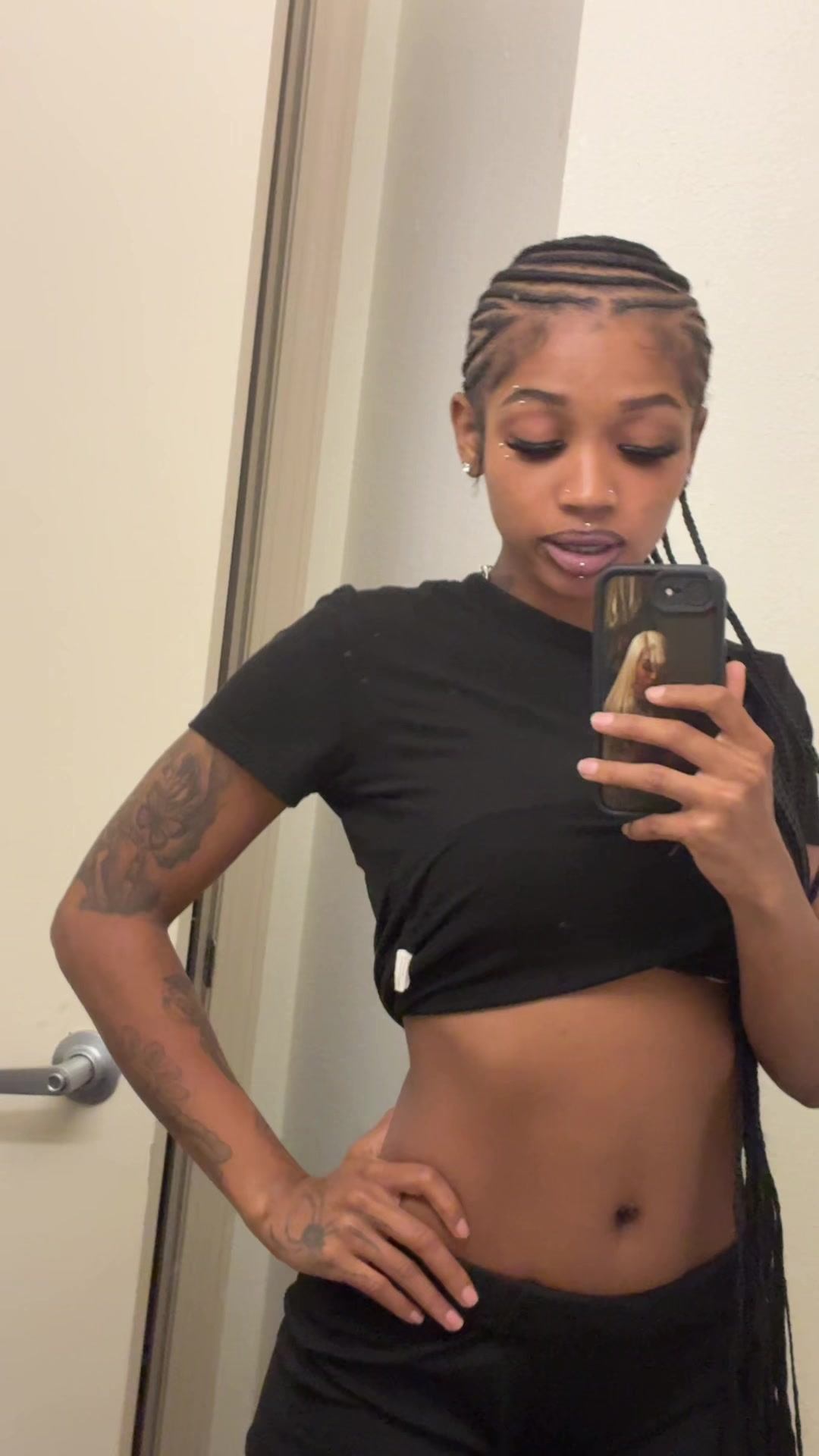 @Mi&rsquo;Yana Capri