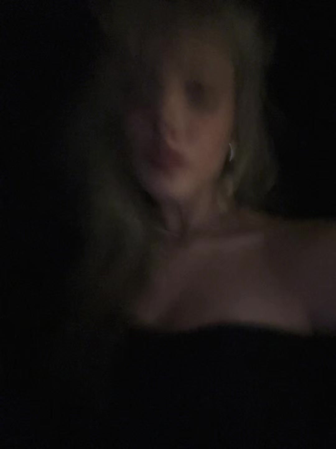 @KOMBOU