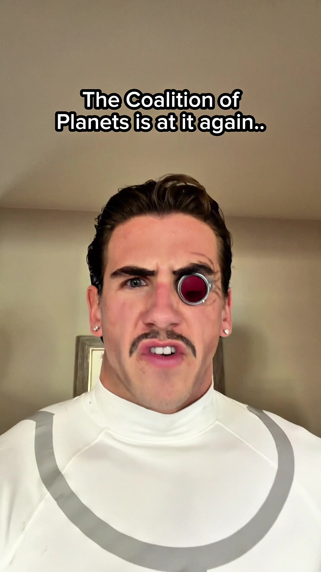 @JoestarCosplay