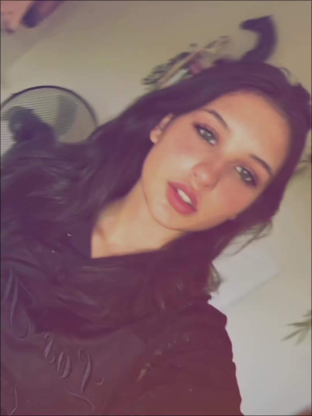 @Sophia