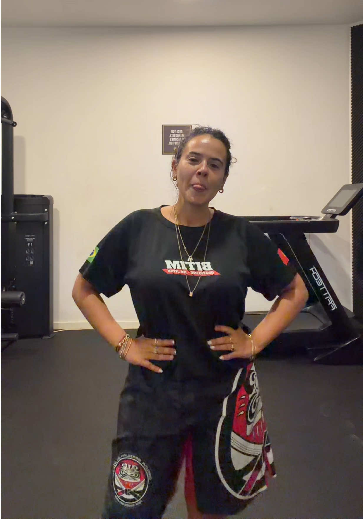 @nenas teixeira