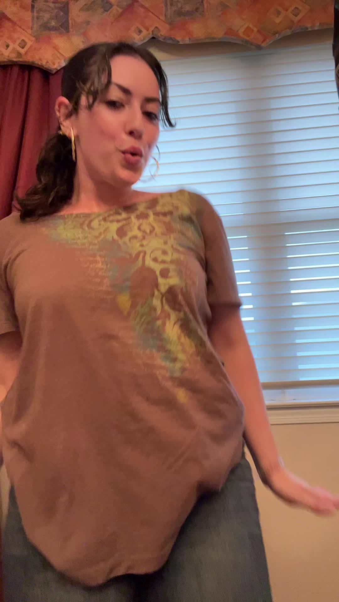 @hailey_brooke