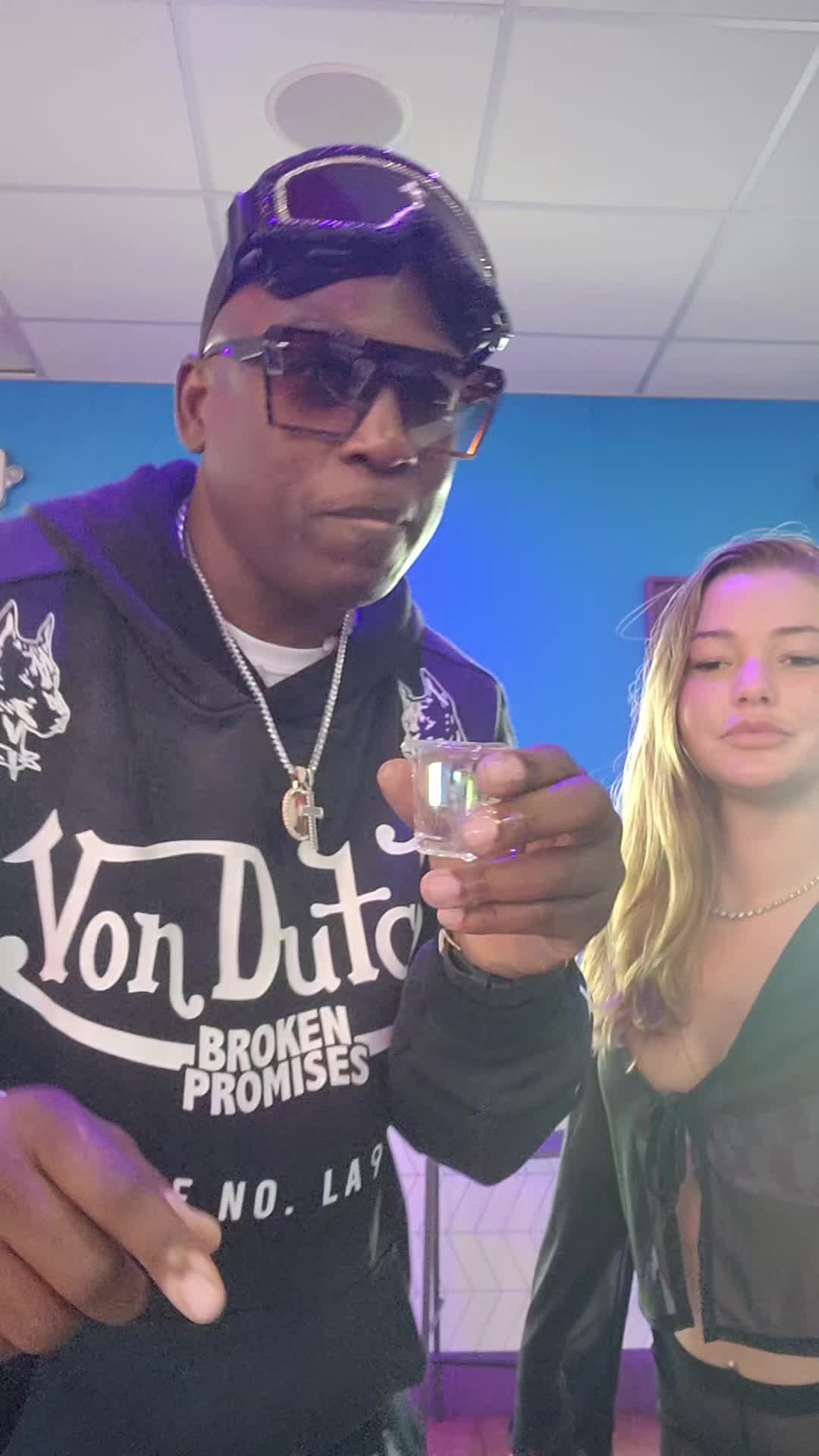 @meanzinni