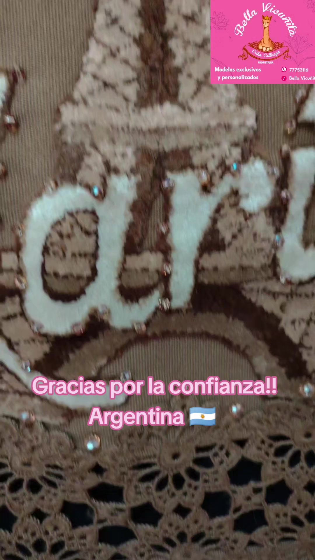 @BELLA VICU&Ntilde;ITA