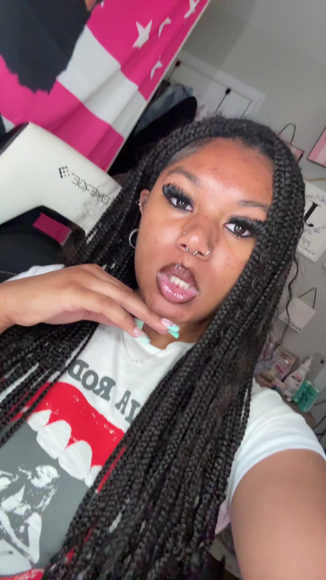 @ms.champagnemamiii