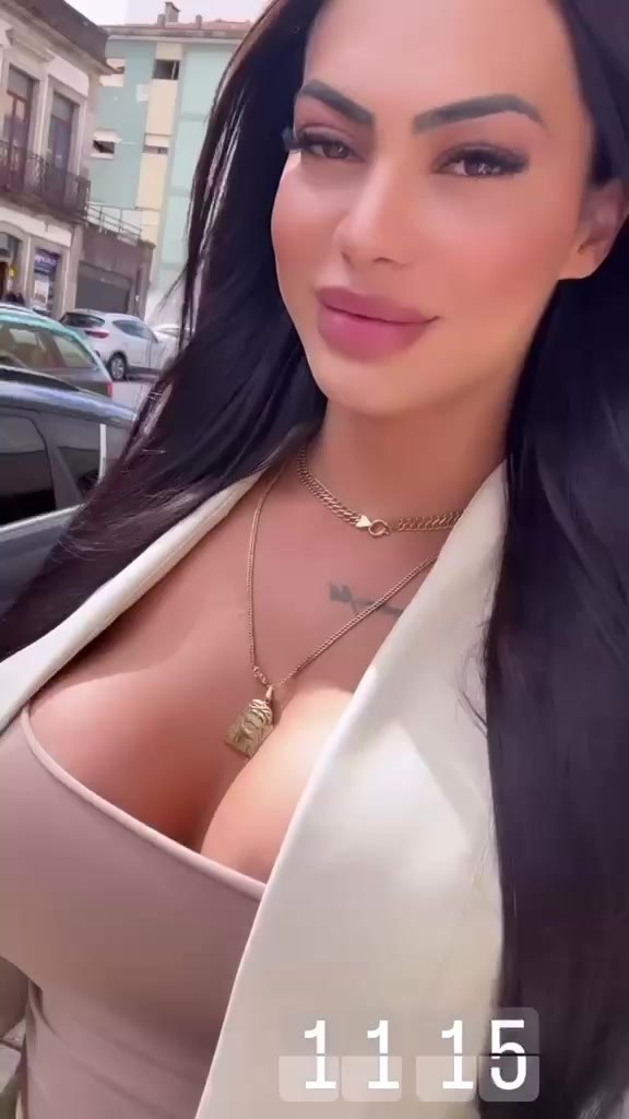 @Livia bela