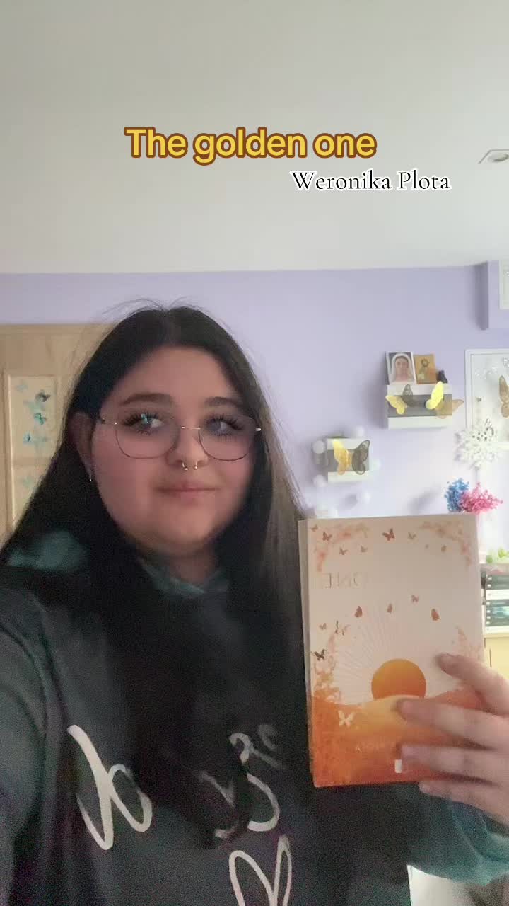 @Bookwithwera🦋📚