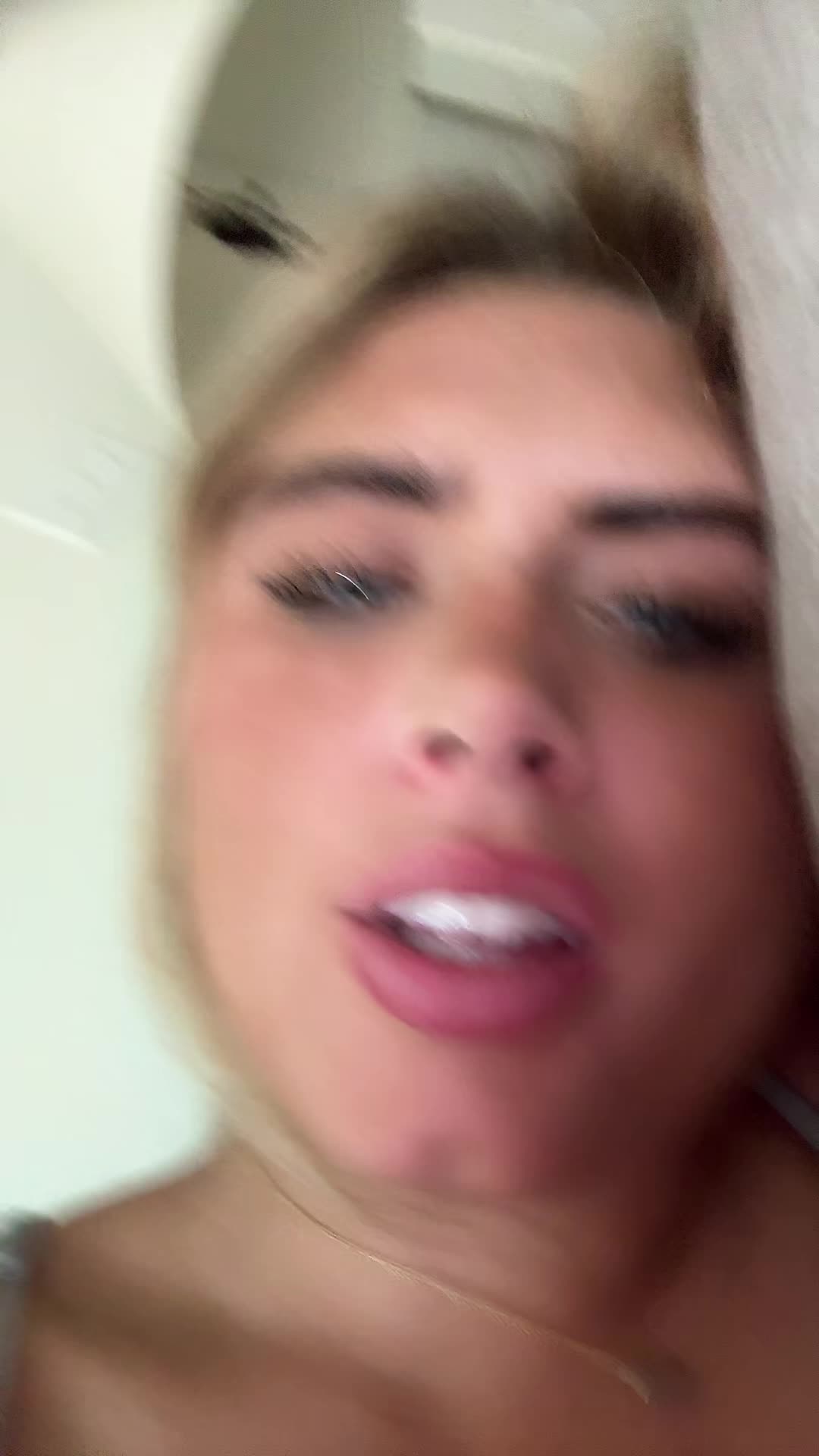 @😏😏😏😏