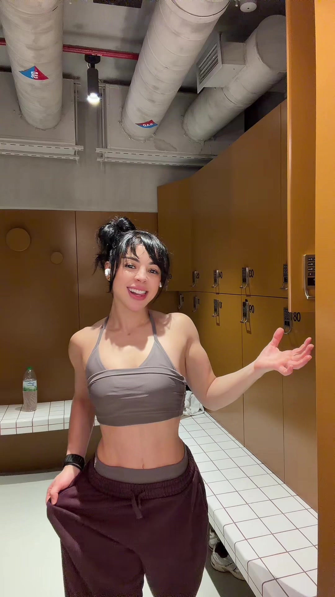 @ساره
