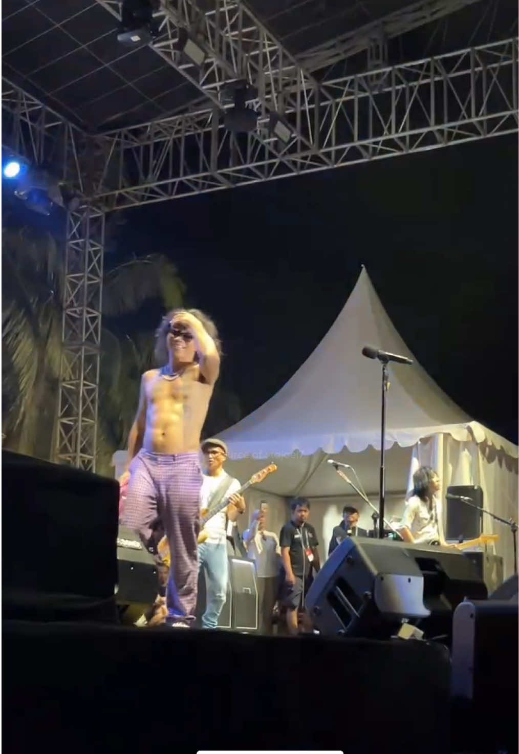 @Tajoel
