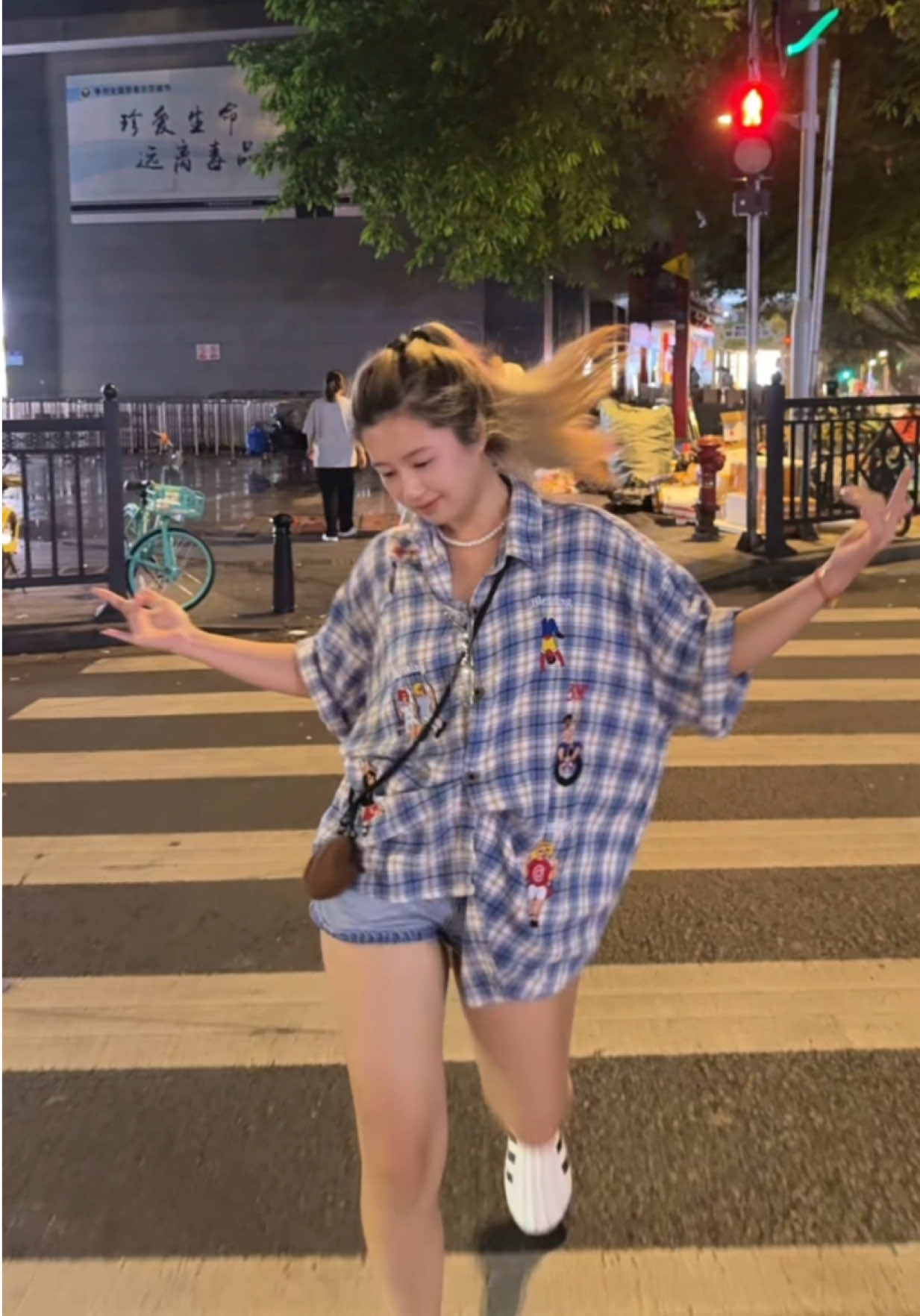 @不请自来UninvitedKOL