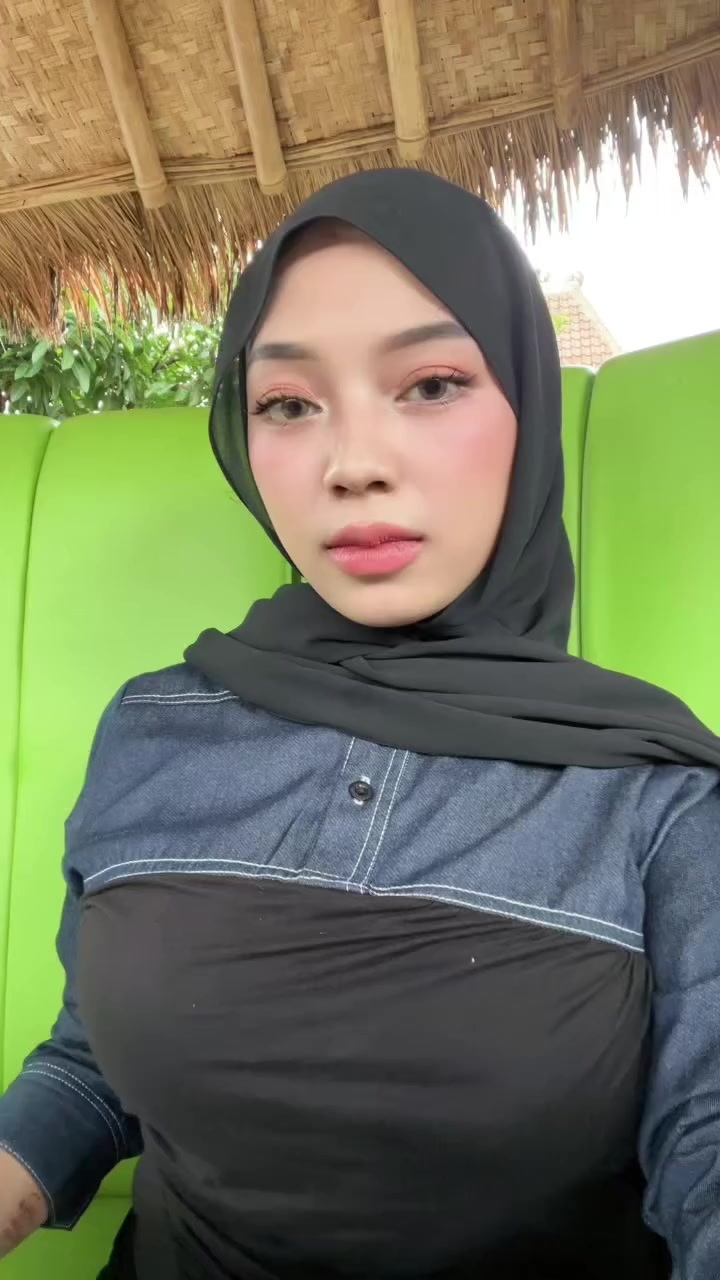 @𝐁𝐞𝐥𝐥𝐚 𝐒𝐲𝐚𝐡𝐟𝐢𝐫𝐚 ❤️