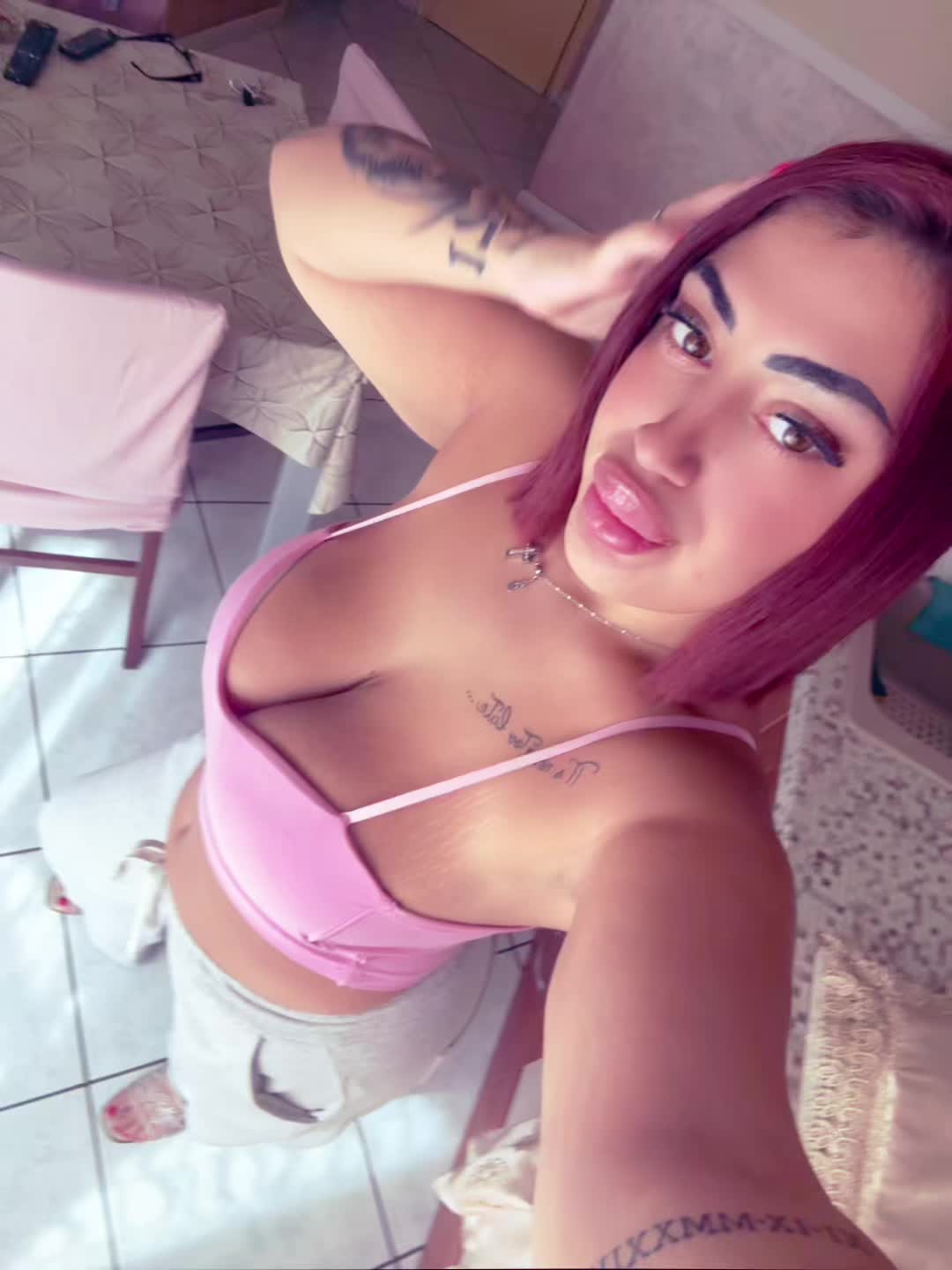 @_rosypetrone_