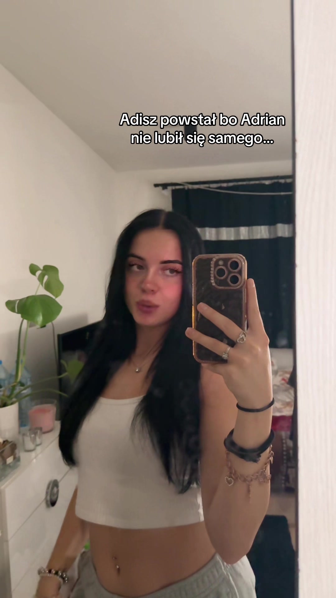 @𝓝𝓲𝓬𝓸𝓵𝓵𝓪