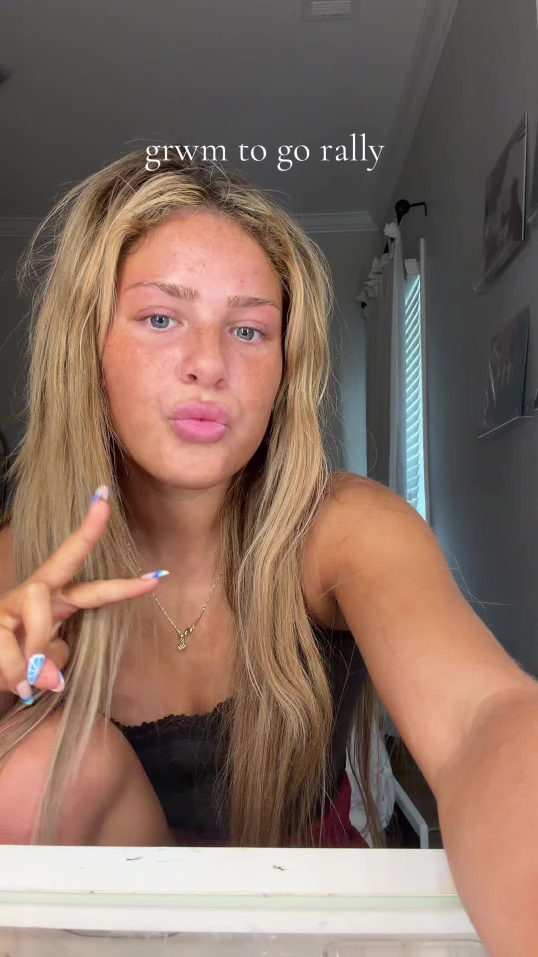 @👼