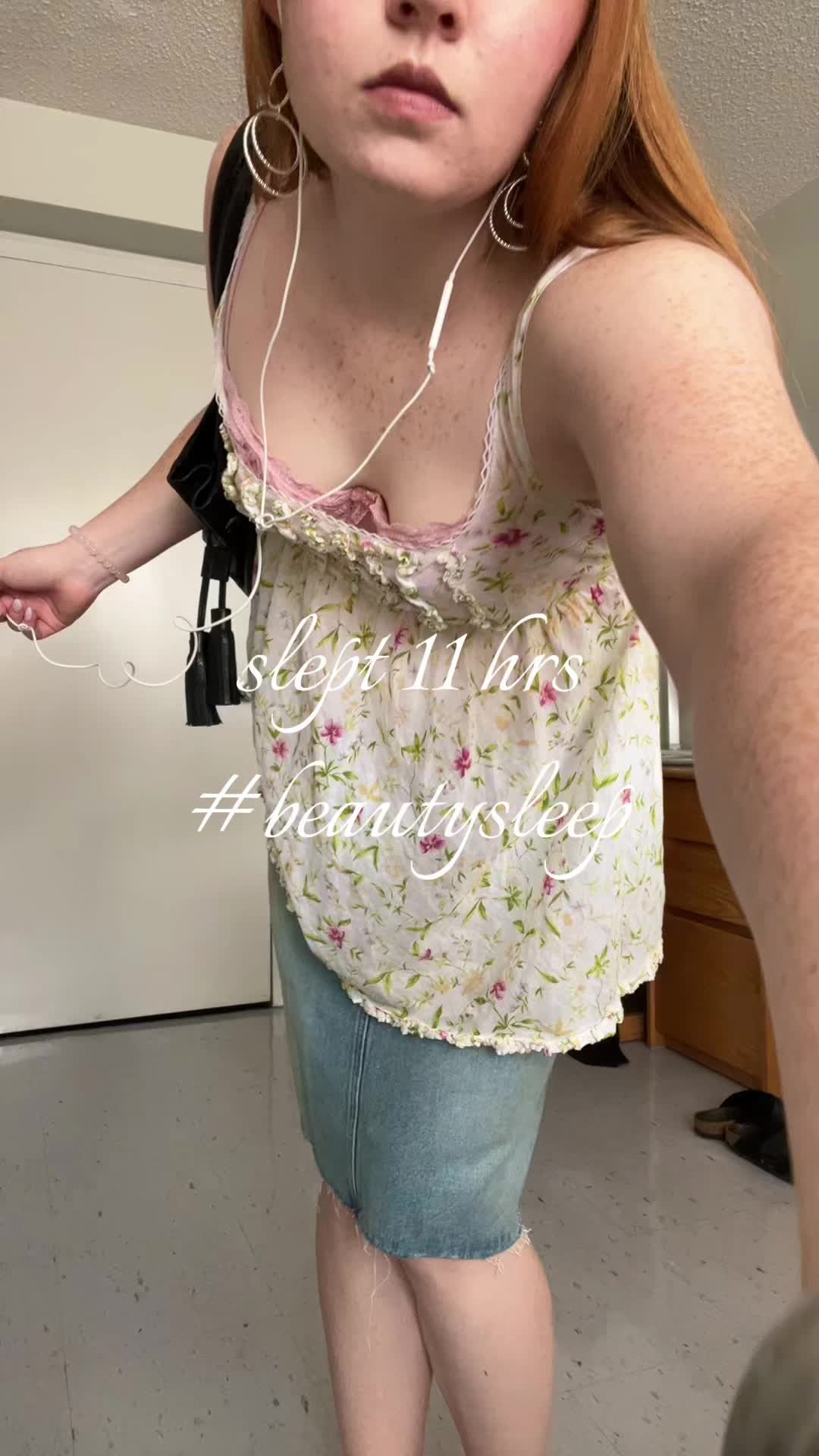 @strawberryoatmilklatte
