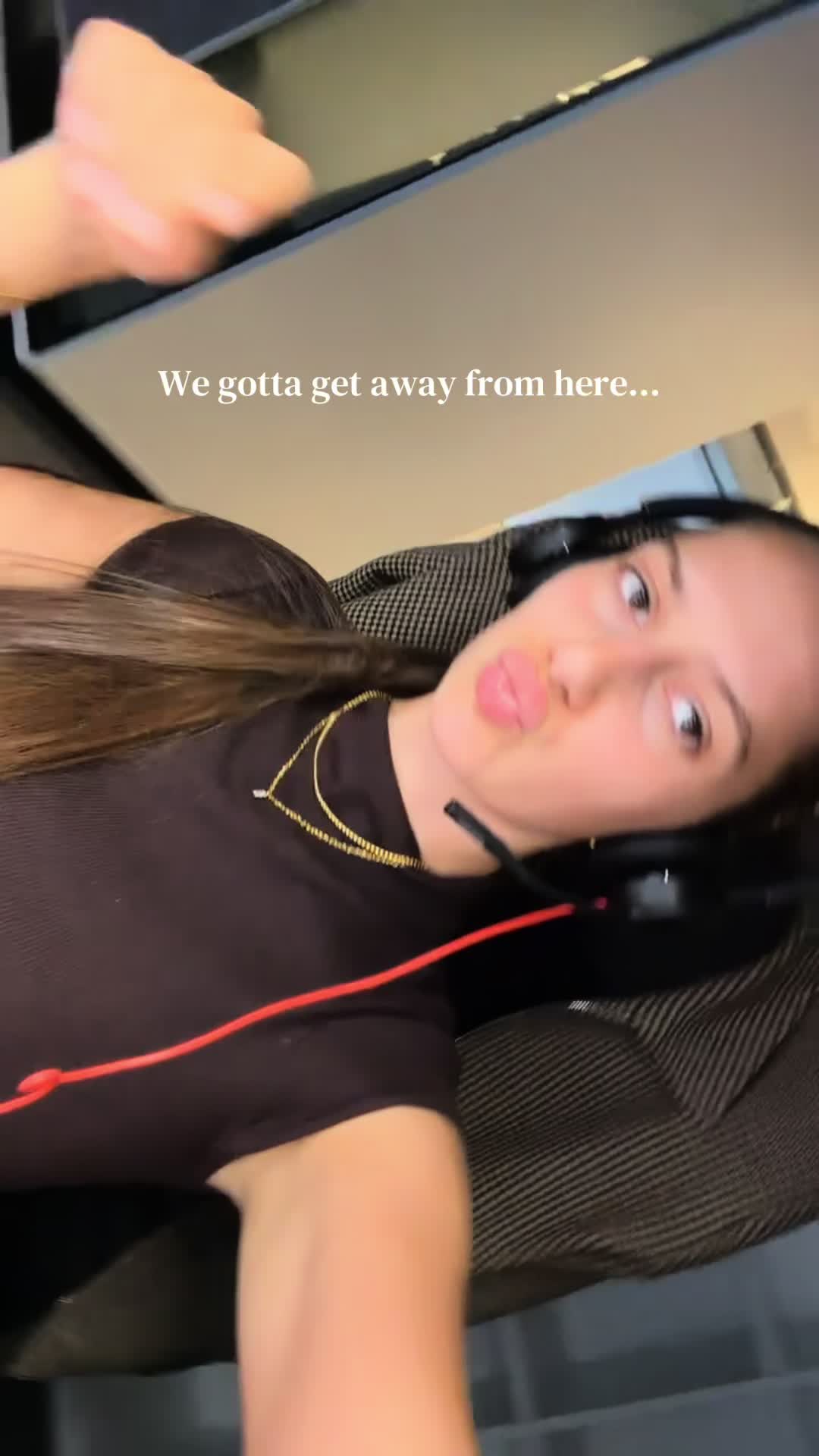 @leni_pntr