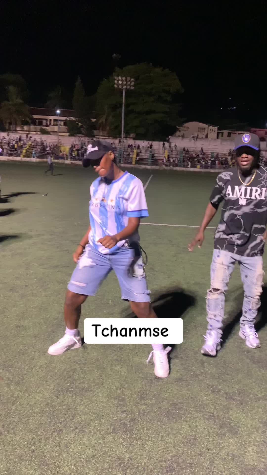 @D&egrave;nyel&egrave;_promo18