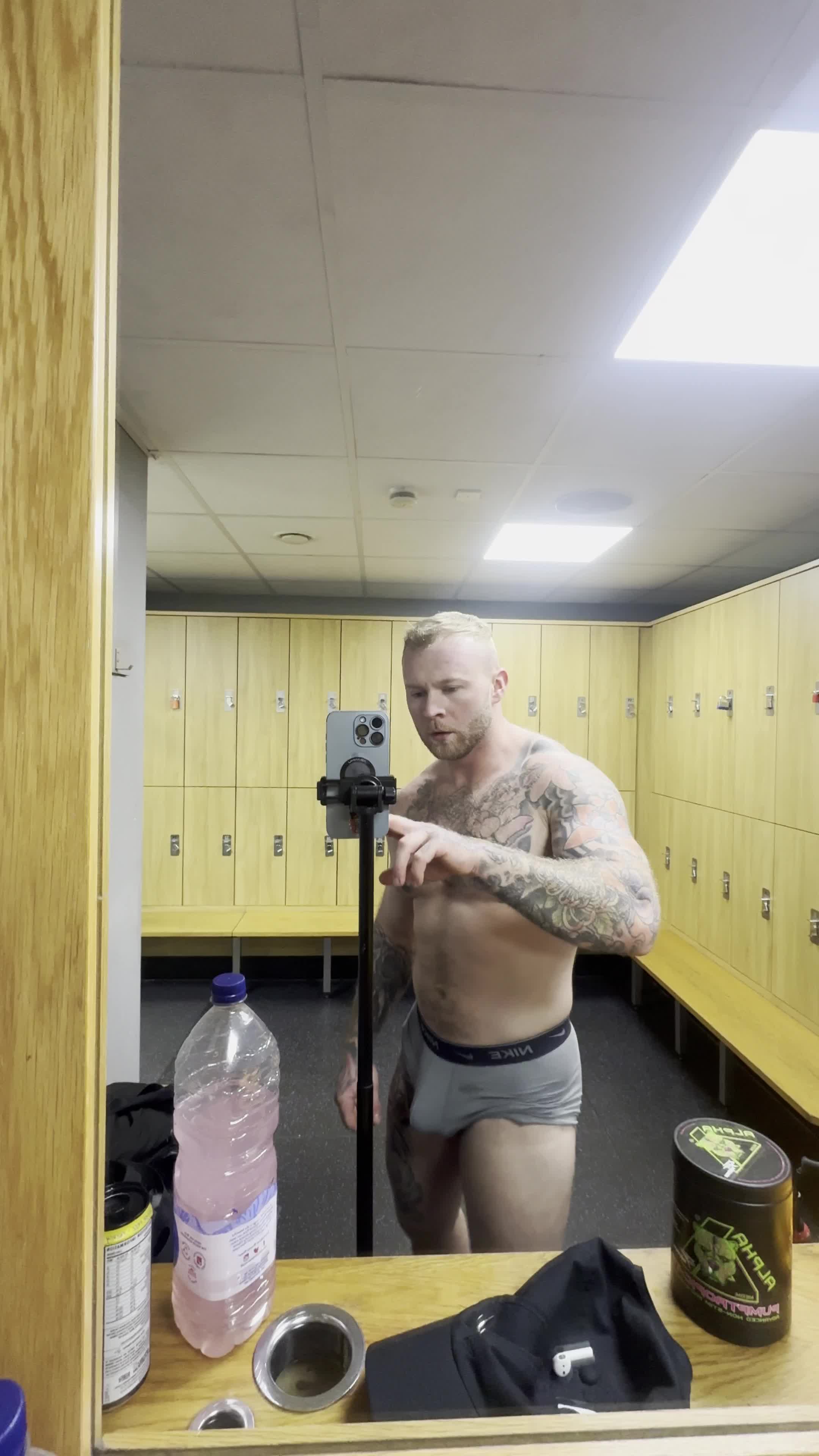 @FITNESSWITHCHRIS