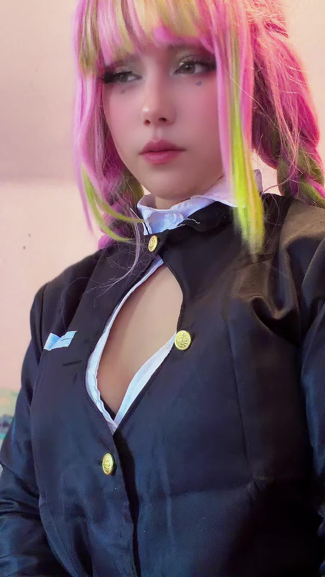 @Goth_latina