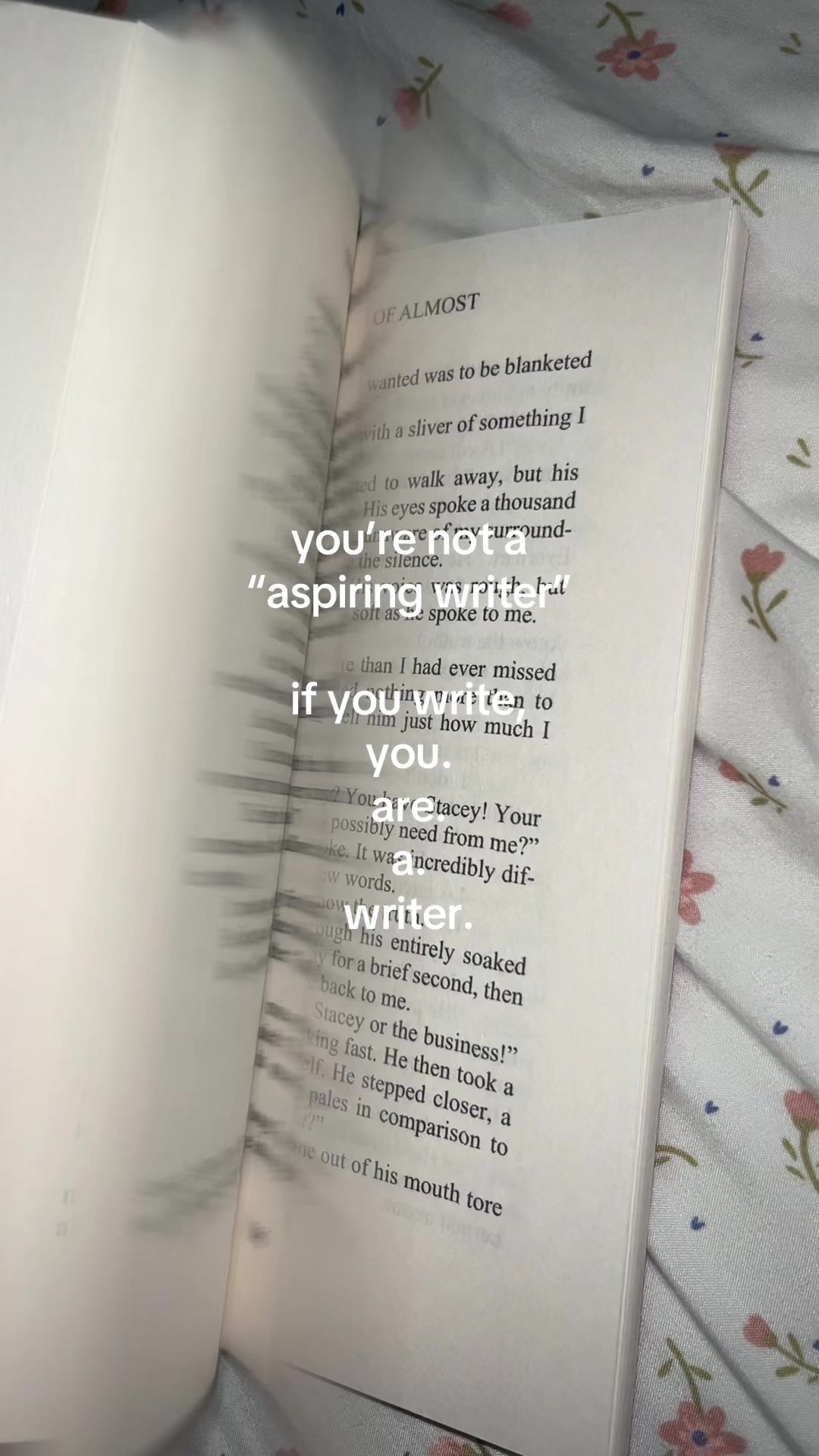 @Sophie Schweim | Author