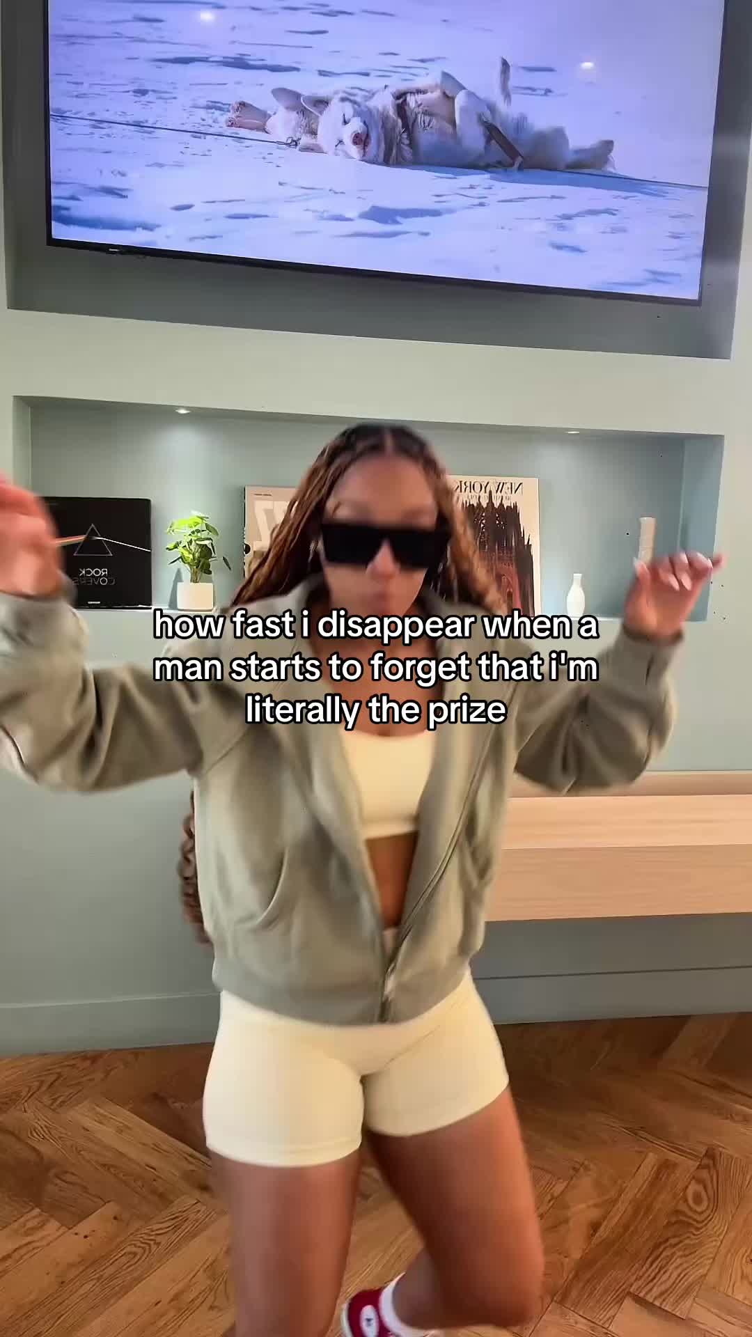 @Holly B | Lifestyle + Laughs